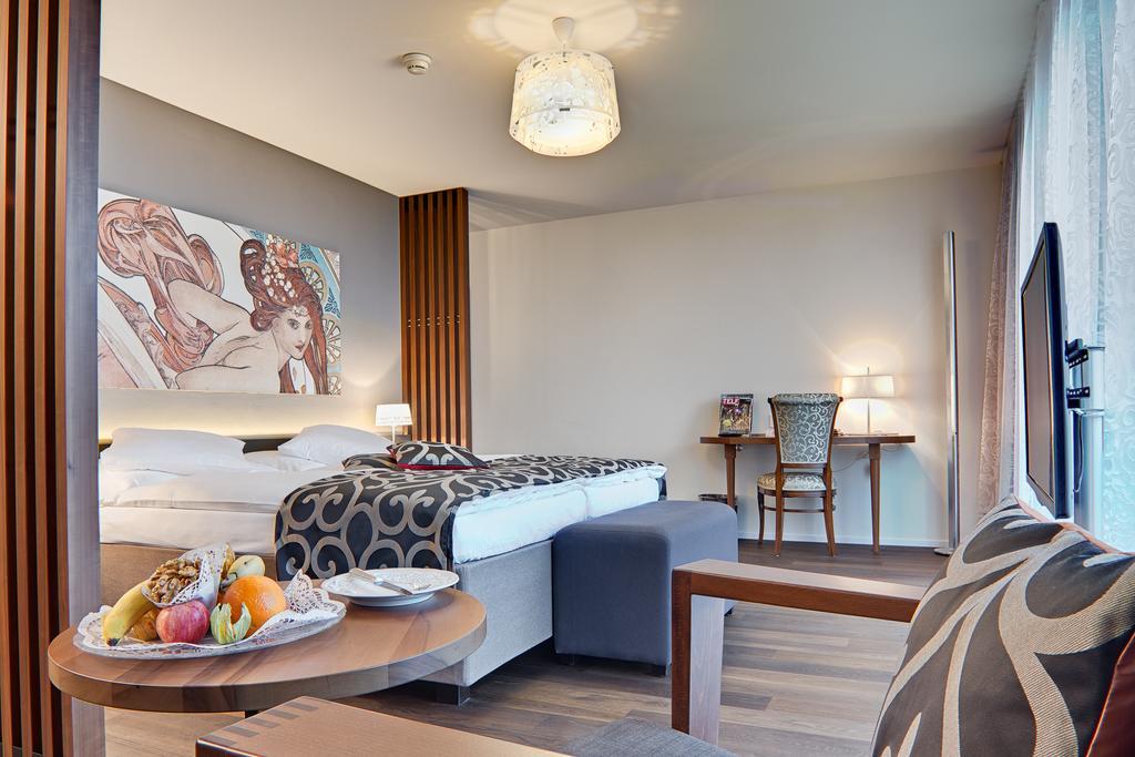 Belvedere Strandhotel Spiez Zewnętrze zdjęcie